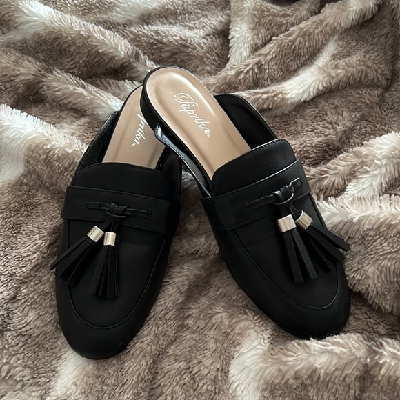 Loafers - Picture 1 of 3